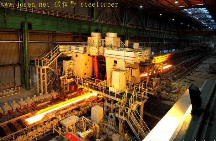 首鋼京唐鋼鐵公司2250熱連軋機在生產(chǎn)卷板.jpg